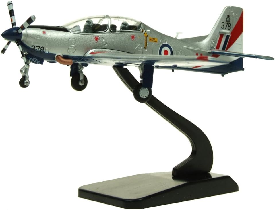 Short Tucano T1 RAF Display Team 1:72 Scale Model