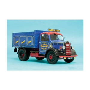 Bedford 0 Series SWB Tipper Truck 1:24 Scale Kit