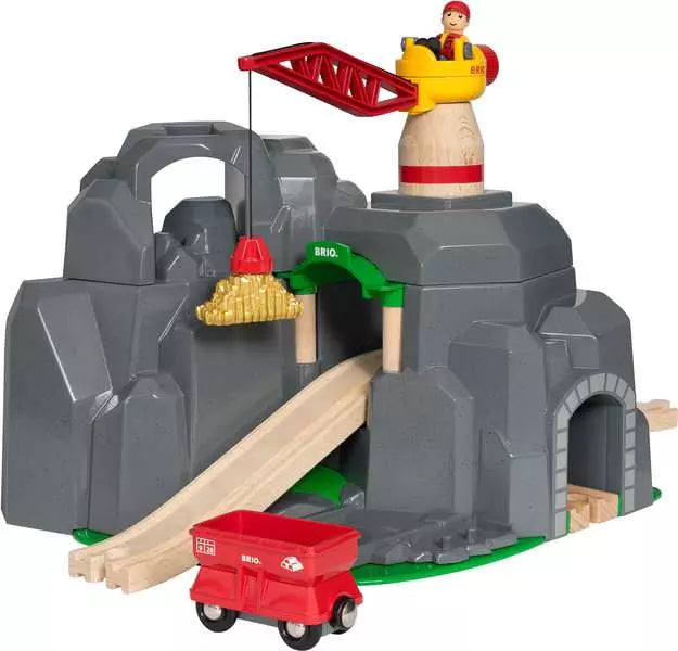 Brio Crane & Mountain Tunnel
