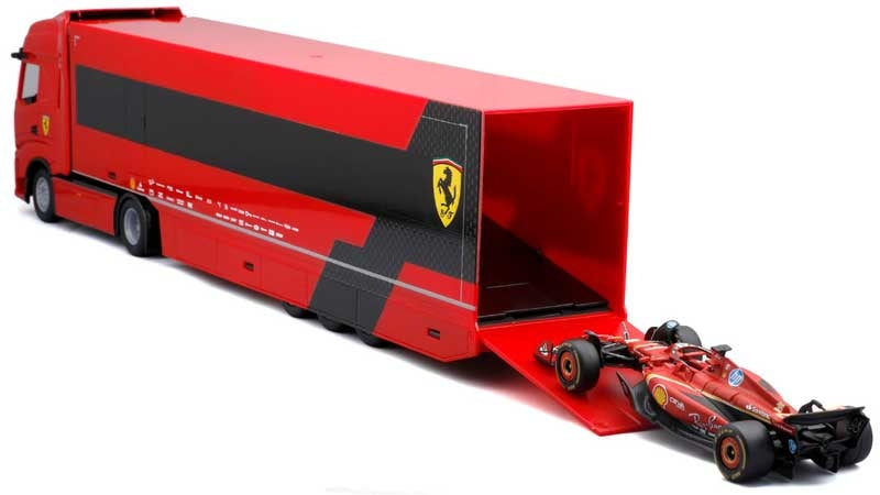 Bburago F1 Ferrari Iveco S-Way 570 Racing Transporter With Car