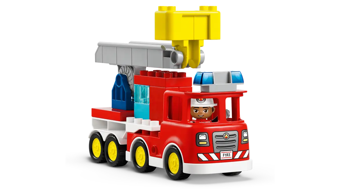 Lego 10473 Fire Truck with Hose and Firefighter