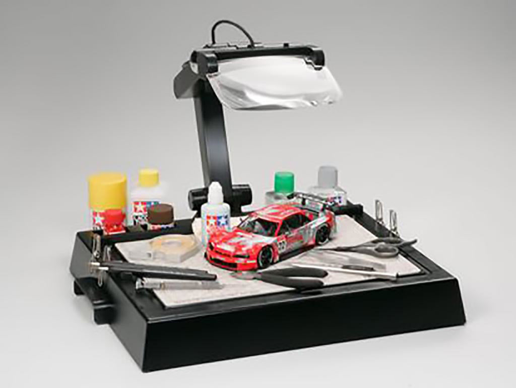 Tamiya workstand With Magnifing Glass