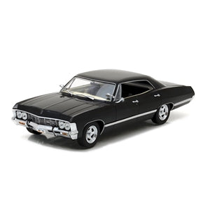 Chevrolet Impala Spoty Sedan 1967 1:24 Scale Die Cast