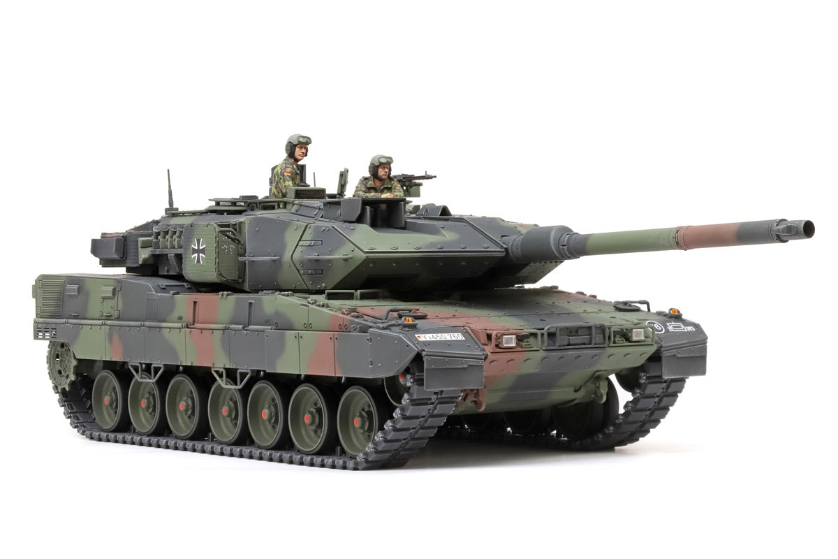 Tamiya Leopard II A7v Tank 1:35 Scale Kit
