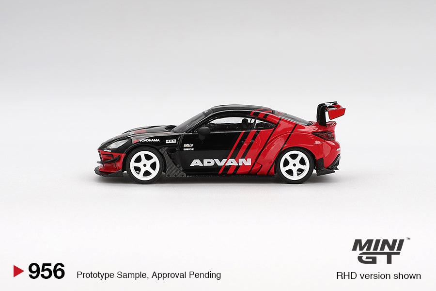 Mini GT Toyota GR86 HKS Type R 1:64 Scale