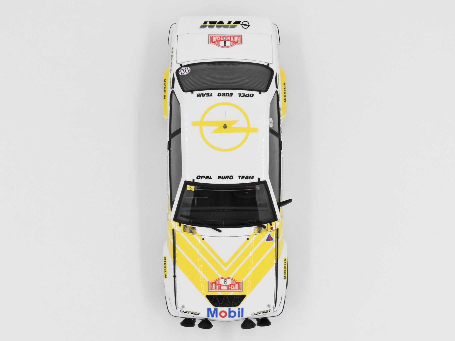 Belkits Opel Ascona 400 MC 1981 Kleint/Wagner 1:24 Scale Model Kit