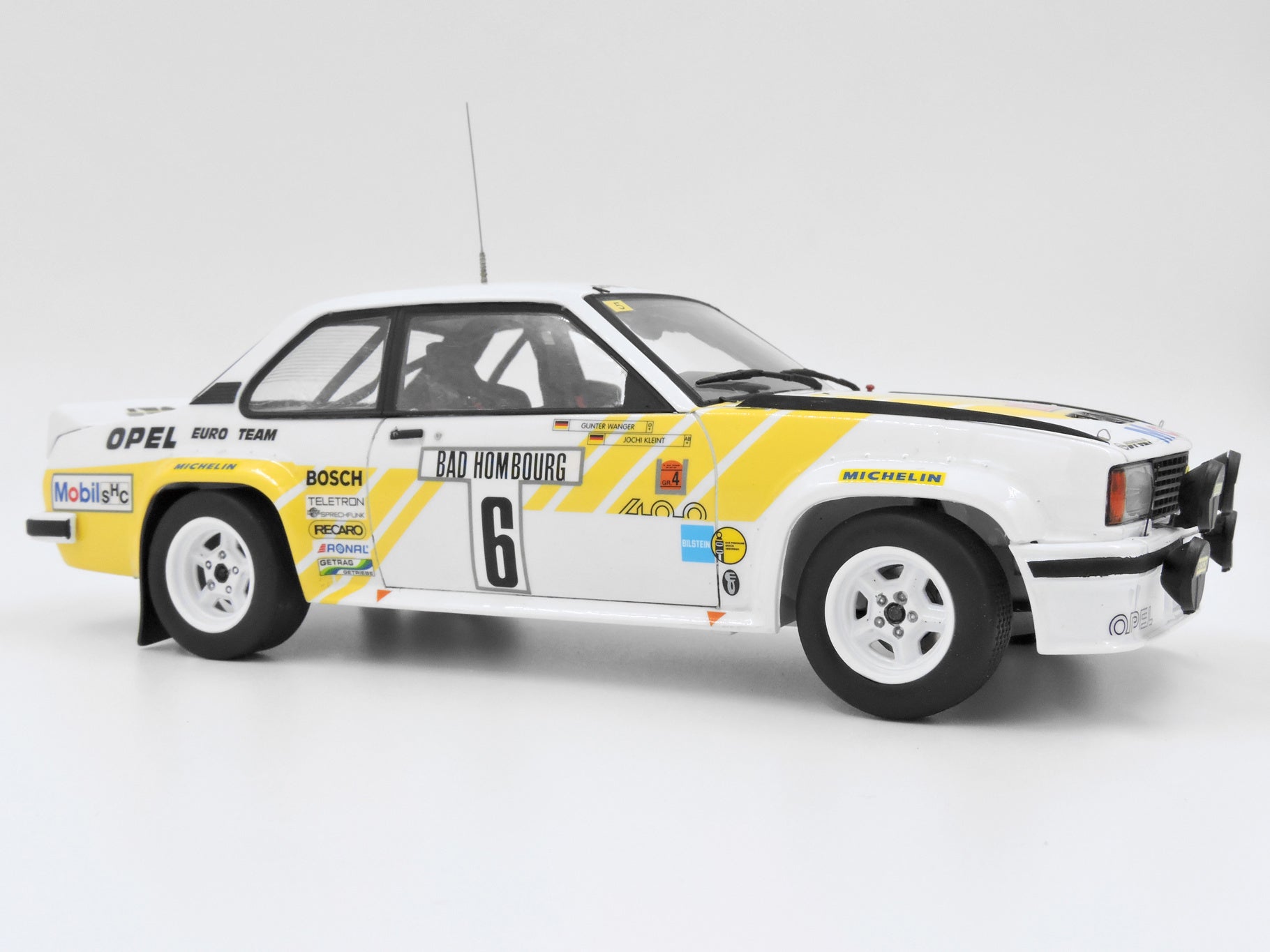 Belkits Opel Ascona 400 MC 1981 Kleint/Wagner 1:24 Scale Model Kit