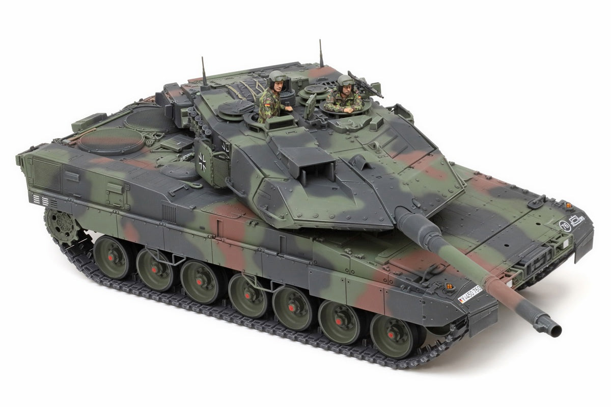 Tamiya Leopard II A7v Tank 1:35 Scale Kit