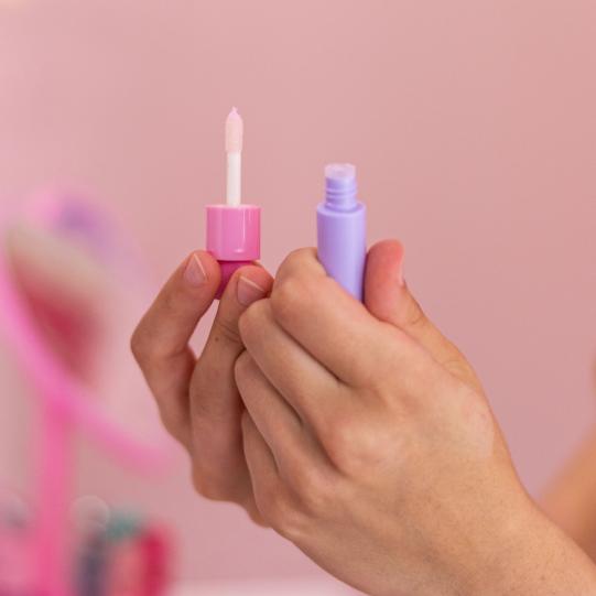 TOPModel Lip Gloss Headphone Case Beauty & Me