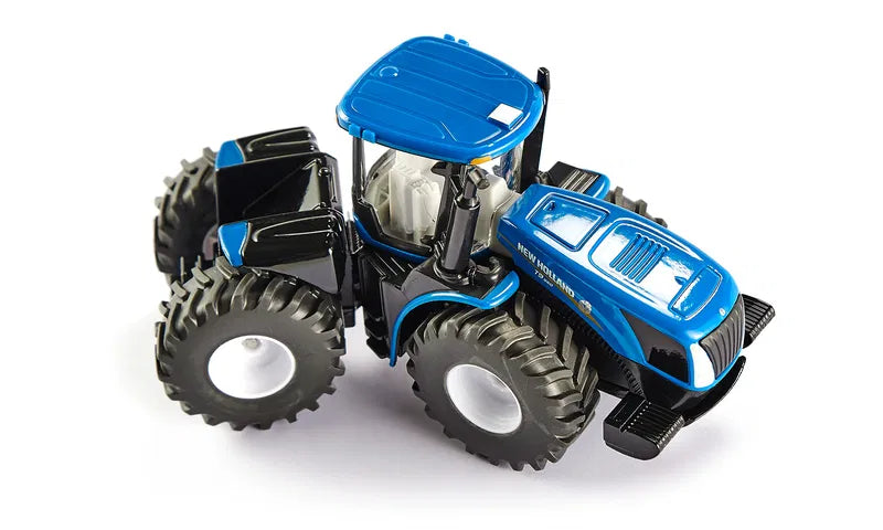 Siku 1:50 New Holland T9 560 With Silage Trailer