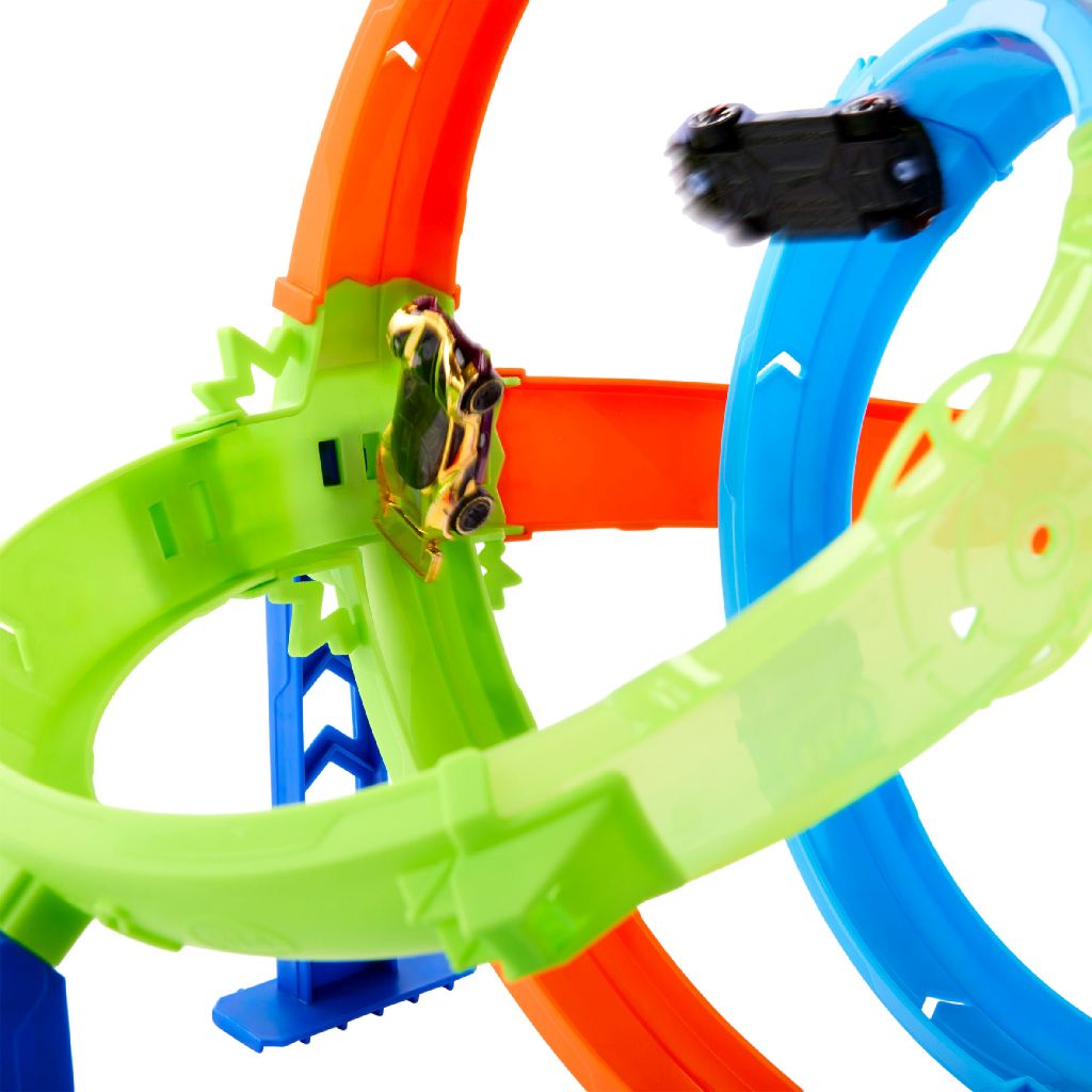 Hot Wheels Stunt Tracks Rapid Launch and Crash