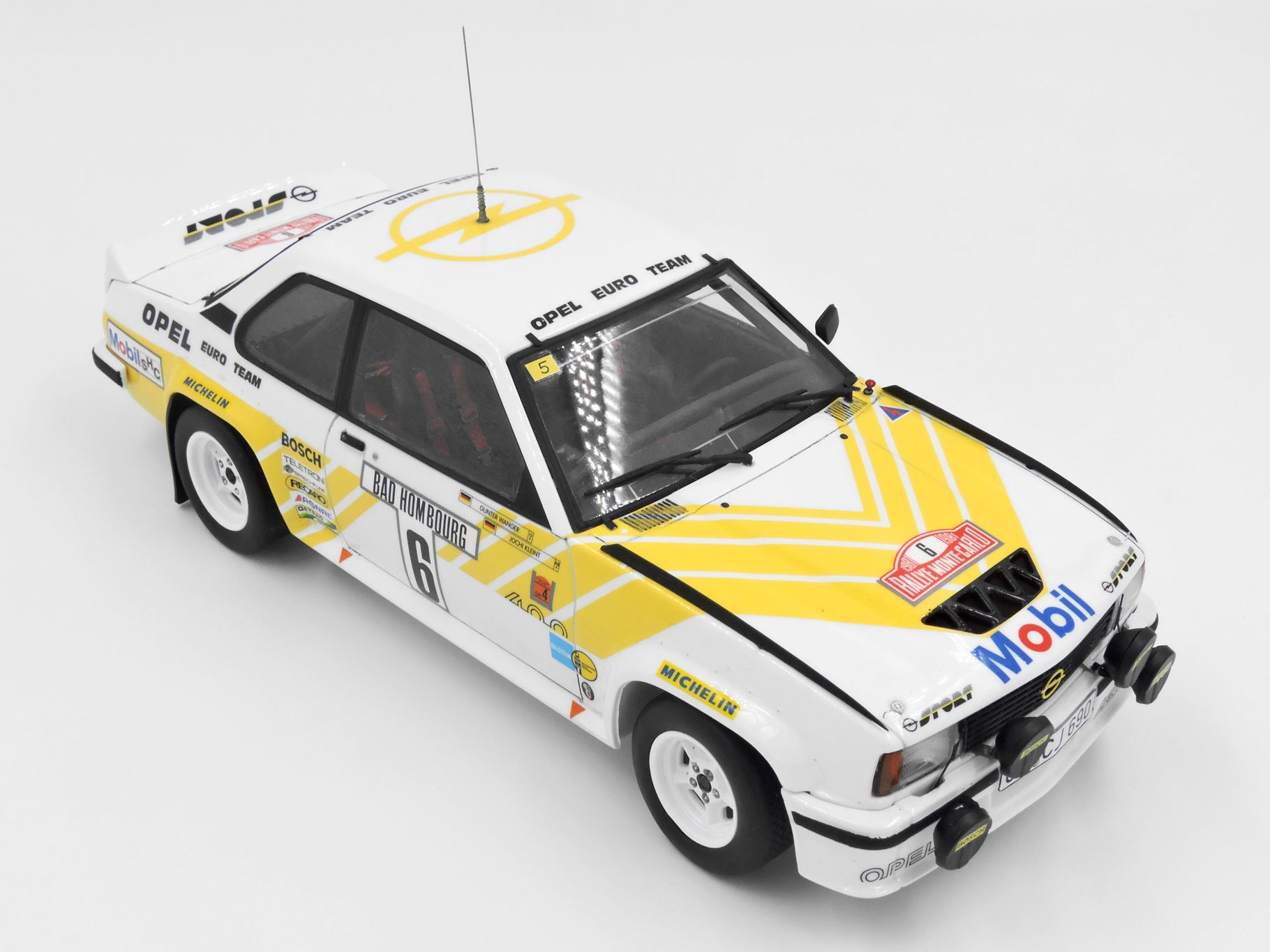 Belkits Opel Ascona 400 MC 1981 Kleint/Wagner 1:24 Scale Model Kit