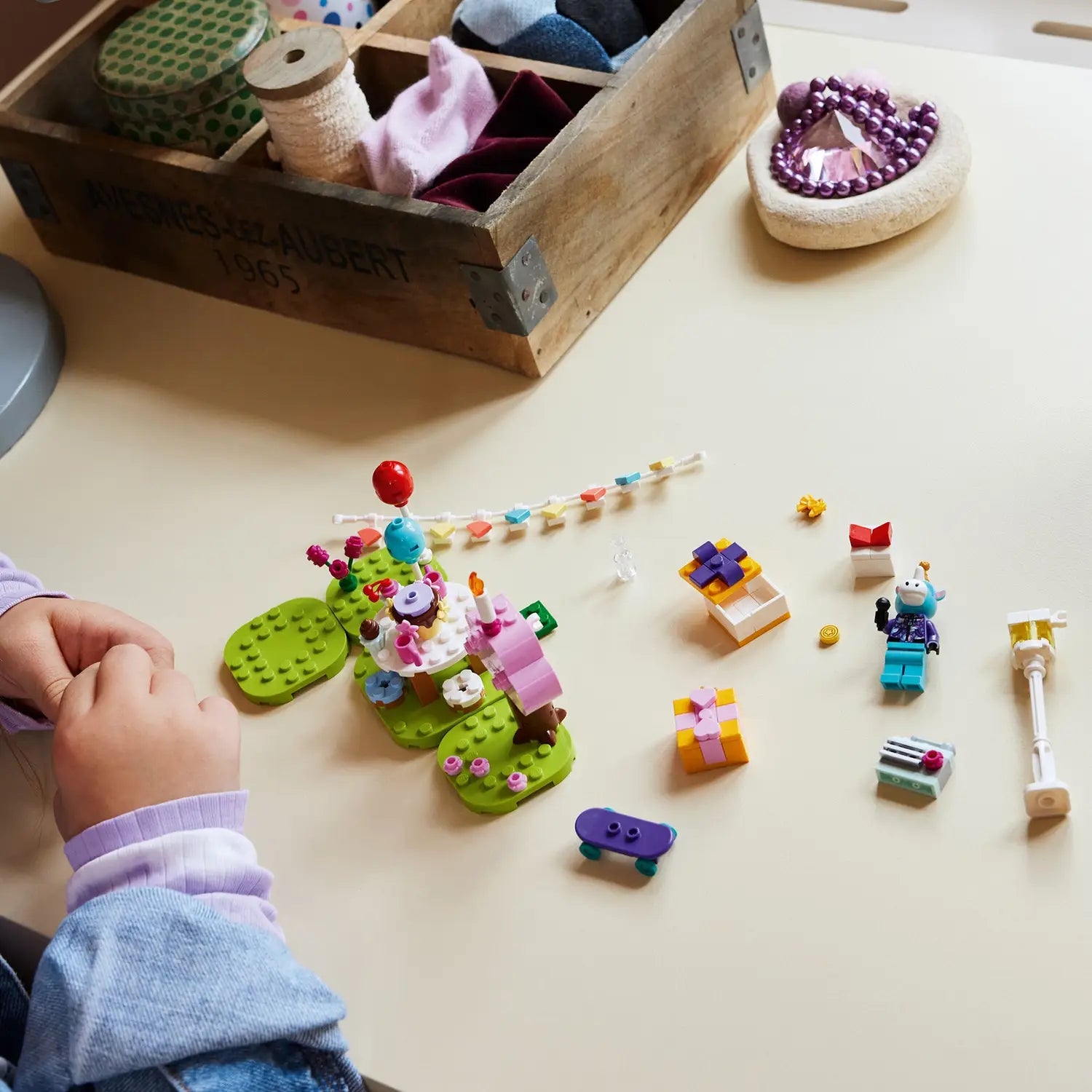 Lego 77046 Julians Birthday Party