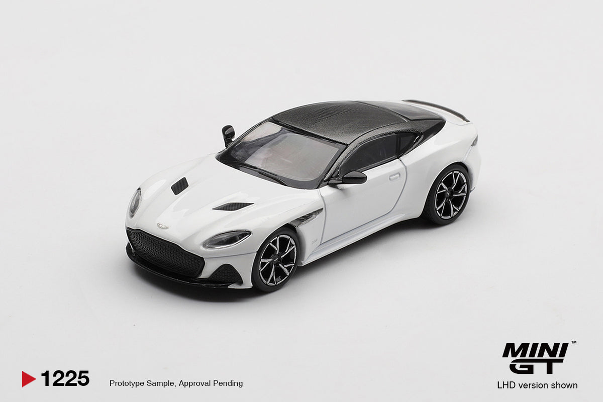 Mini GT Aston Martin DBS 1:64 Die Cast