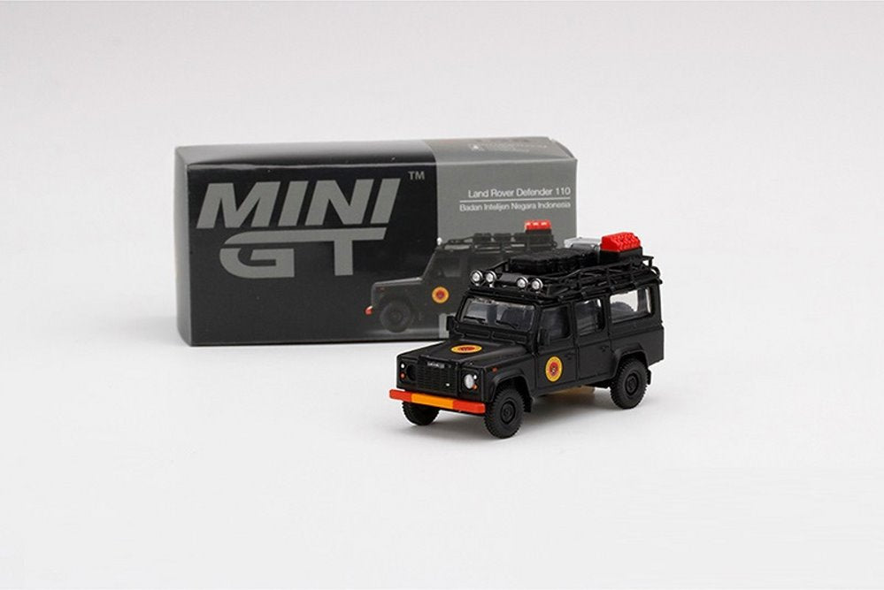 Mini GT Land Rover Defender 110 1:64 Die Cast