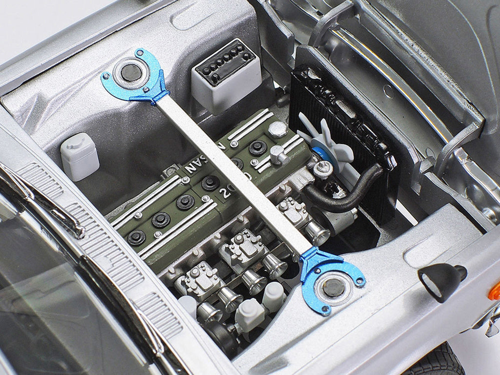 Tamiya Skyline 2000Gt-R St Custom 1:24 Scale Kit