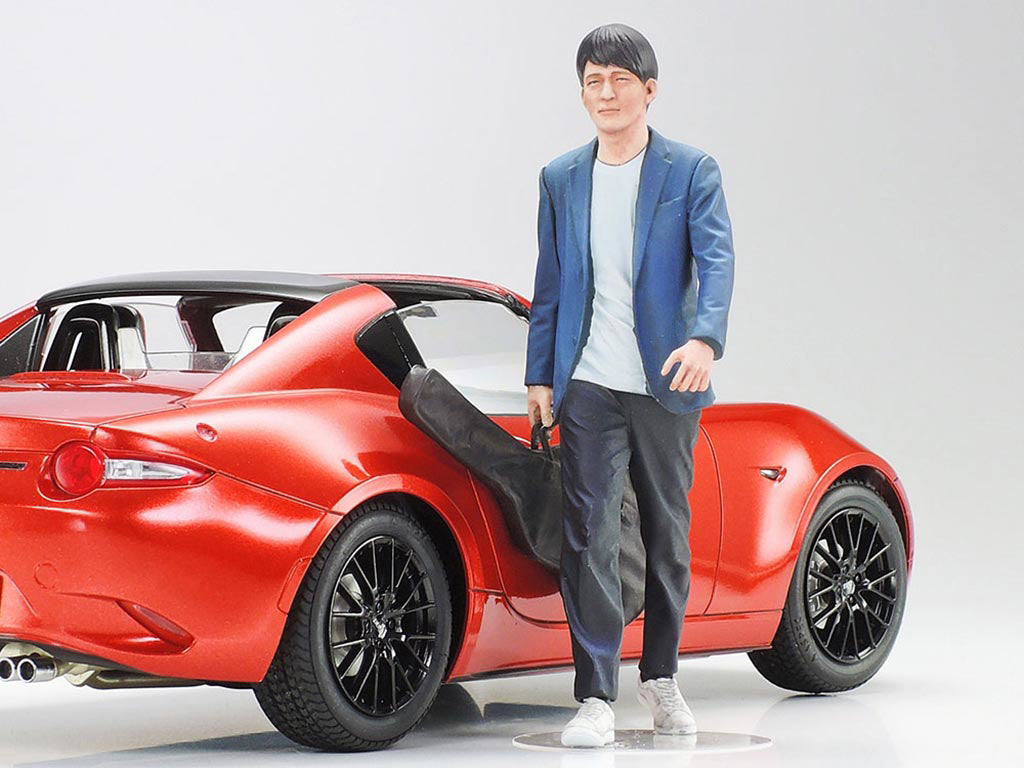 Tamiya Campus Friends Modern 1:24 Scale Figures