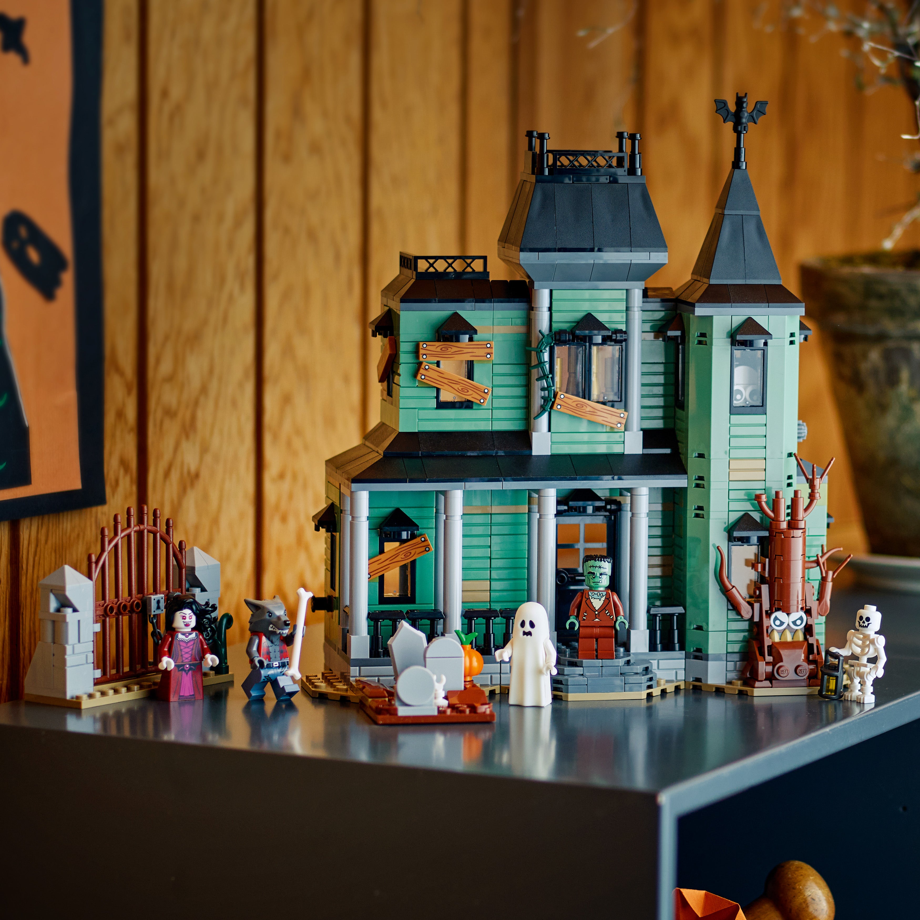 Lego 31167 Haunted Mansion