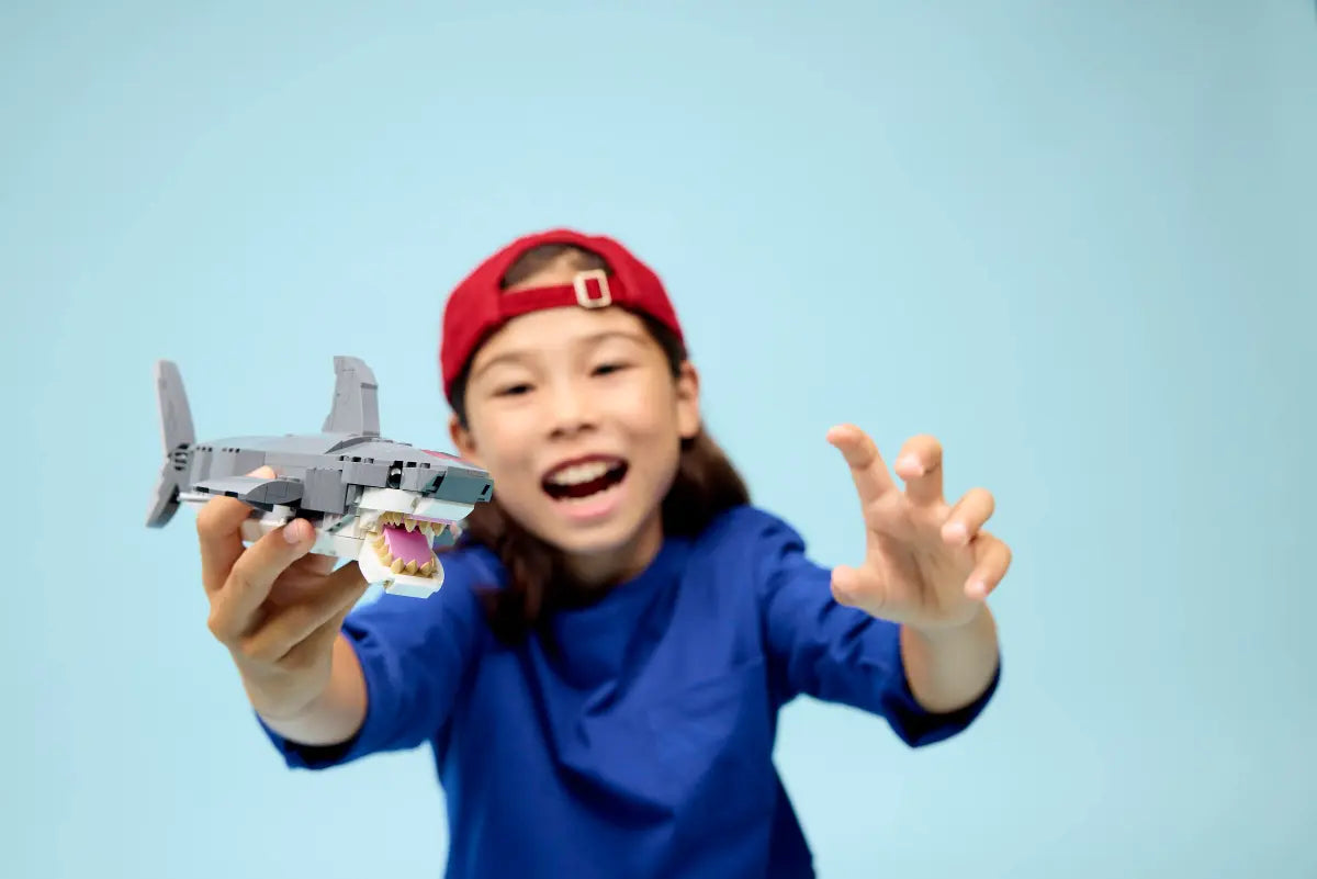 Lego 31381 Fierce Shark with a Treasure Chest