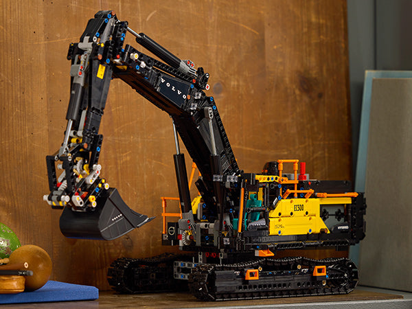 Lego 42215 Volvo EC500 Hybrid Excavator
