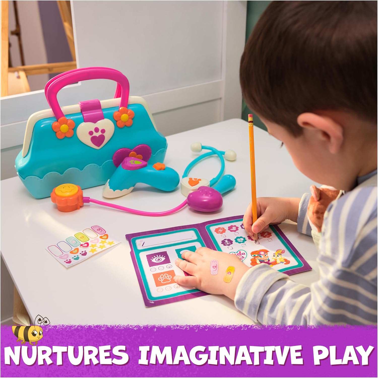 Vida the Vet Vets Bag Interactive Playset