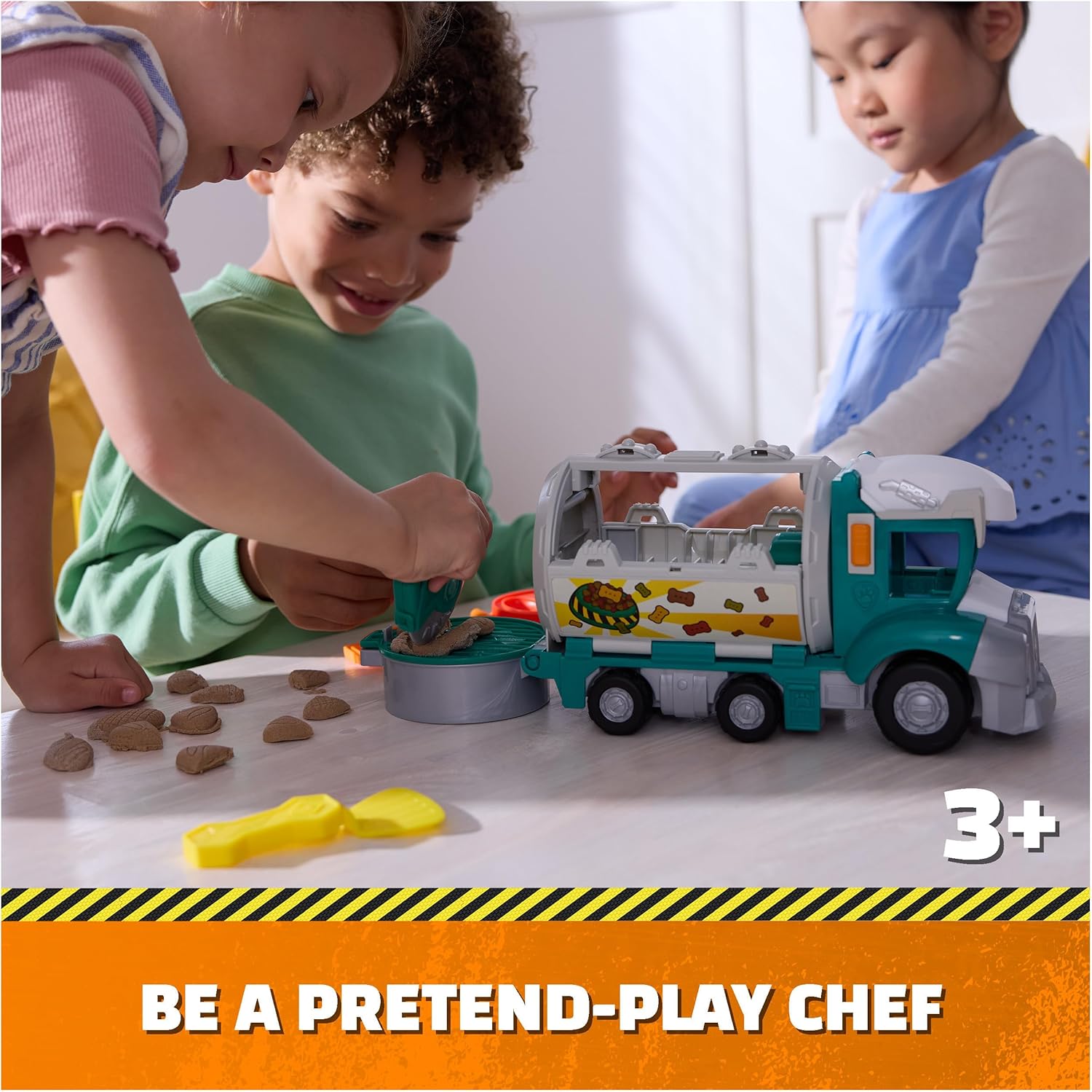 Rubble & Crew Growlin Grub Food Truck Play Set