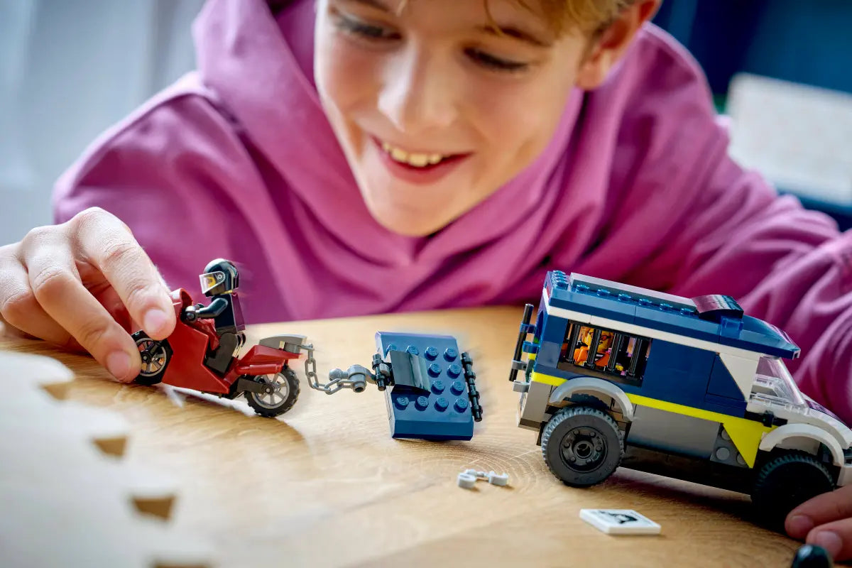 Lego 60479 Police Prisoner Transport Van