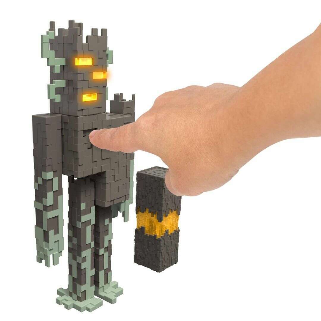 Minecraft The Creaking Action Figure