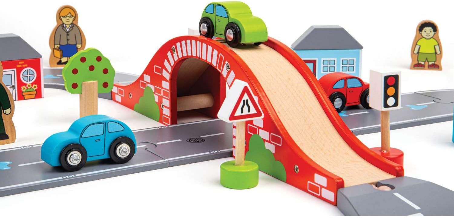 Wooden Figure of 8 Roadway Playset