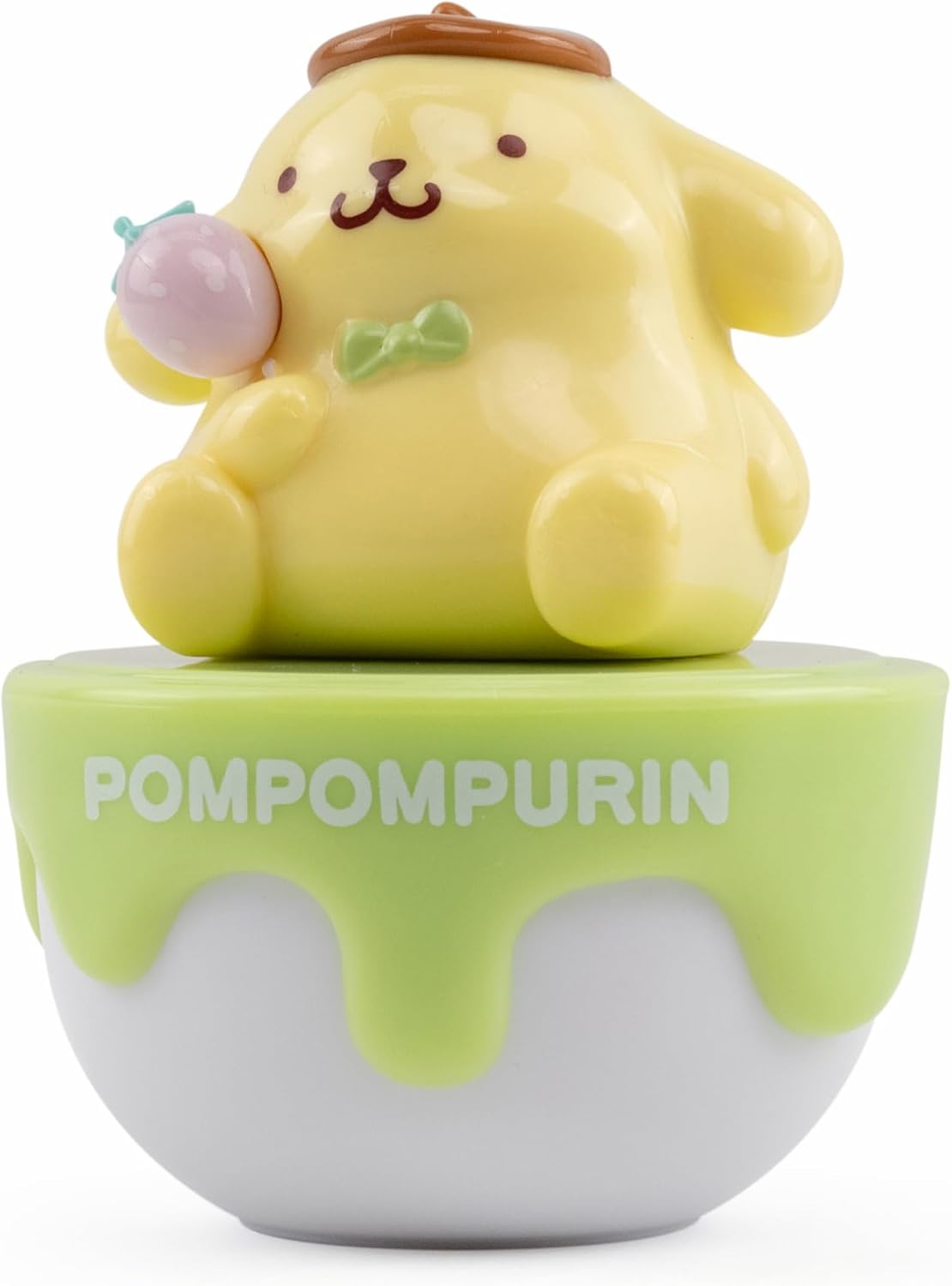 Pompompurin Strawberry Cake Surprise