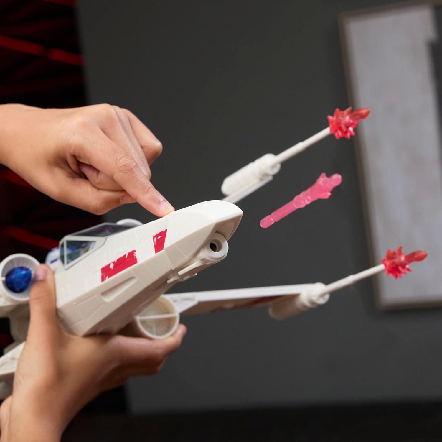 Star Wars Epic World of Action Luke Skywalker's Force Strike X-wing