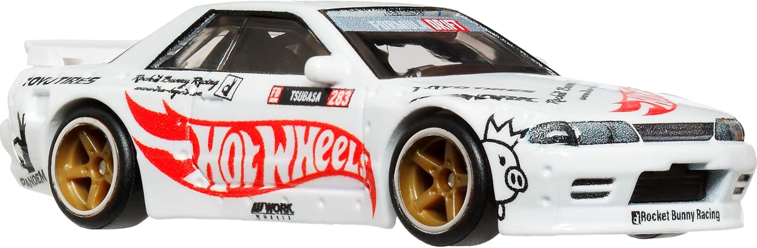 Hot Wheels Premium Car Culture Nissan Skyline GT-R (R32) Pandem