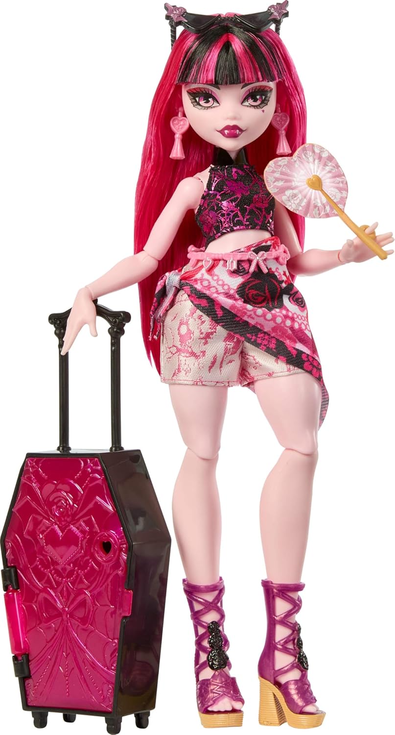 Monster High Skultimate Secrets Draculaura Oasis Fashion Doll