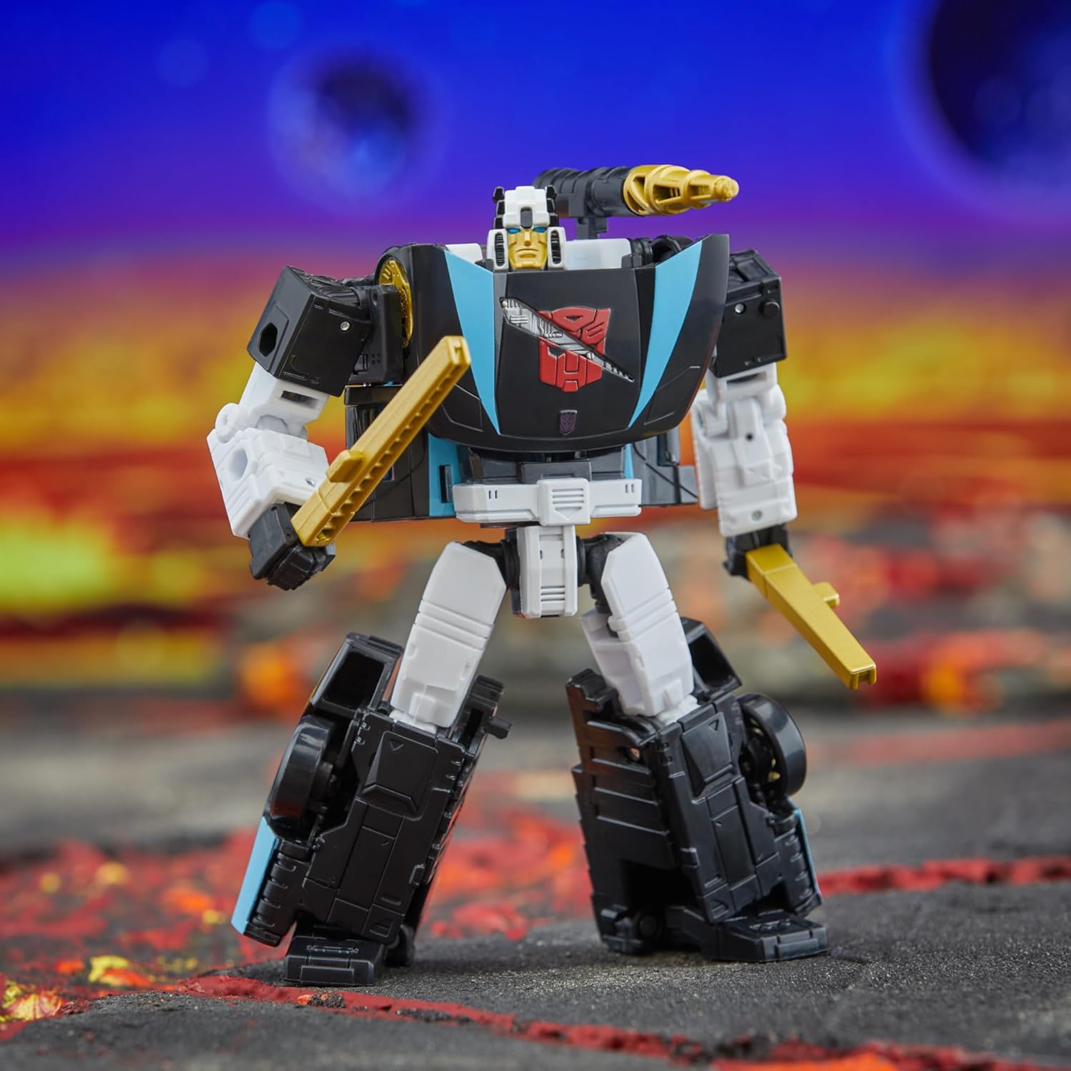 Transformers Legacy Deluxe Class Armada Universe Wheeljack 5.5” Action Figure