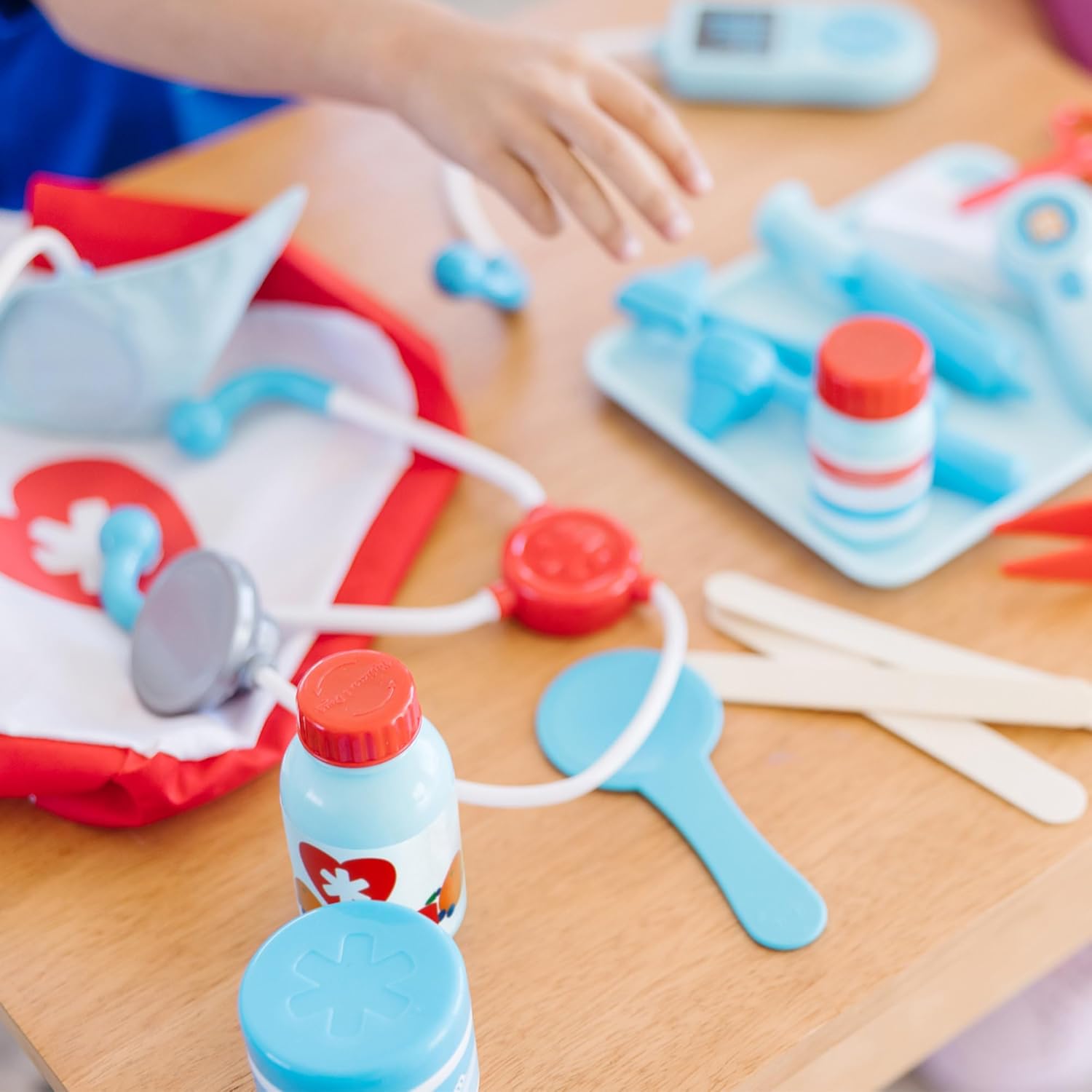 Melissa & Doug Get Well Doctors Kit Playset