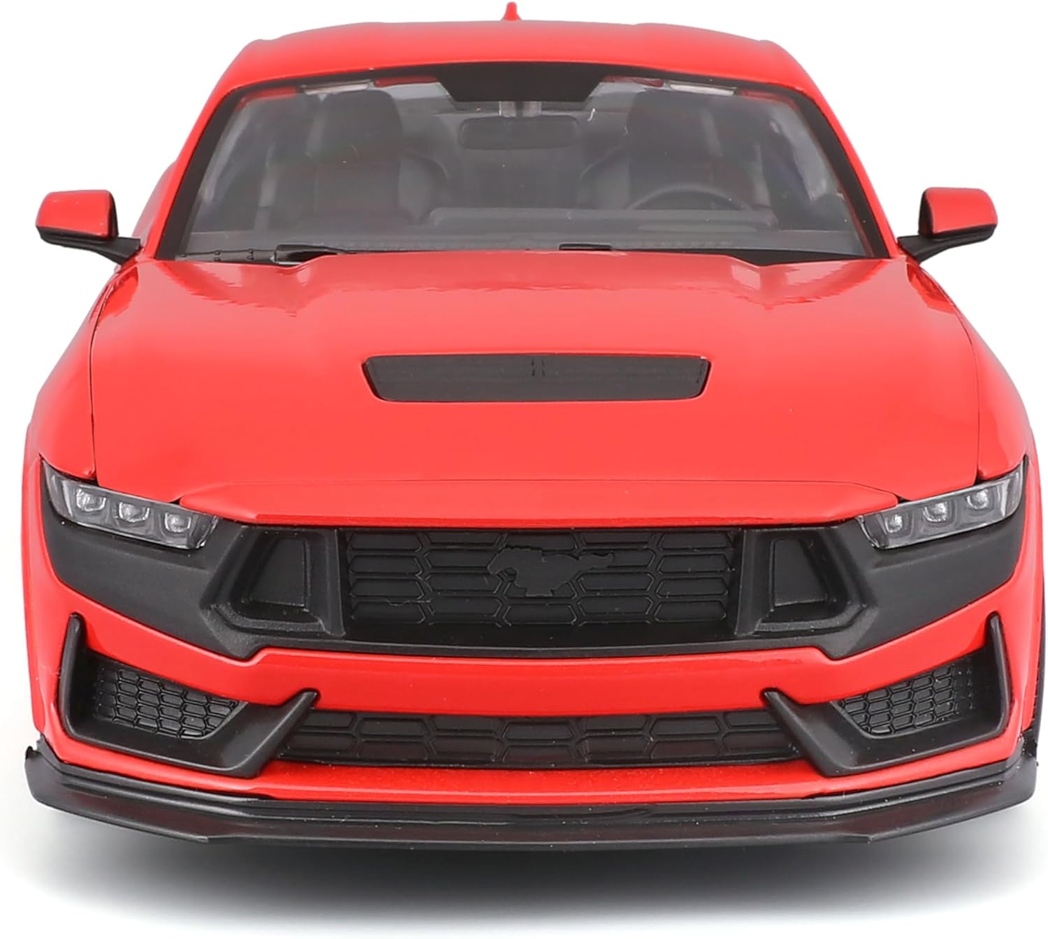 Maisto 2024 Ford Mustang Dark Horse 1:24 Scale Mod