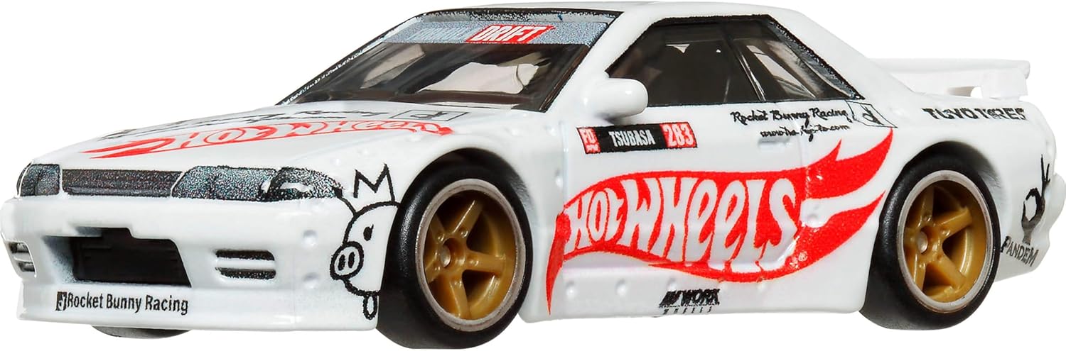 Hot Wheels Premium Car Culture Nissan Skyline GT-R (R32) Pandem