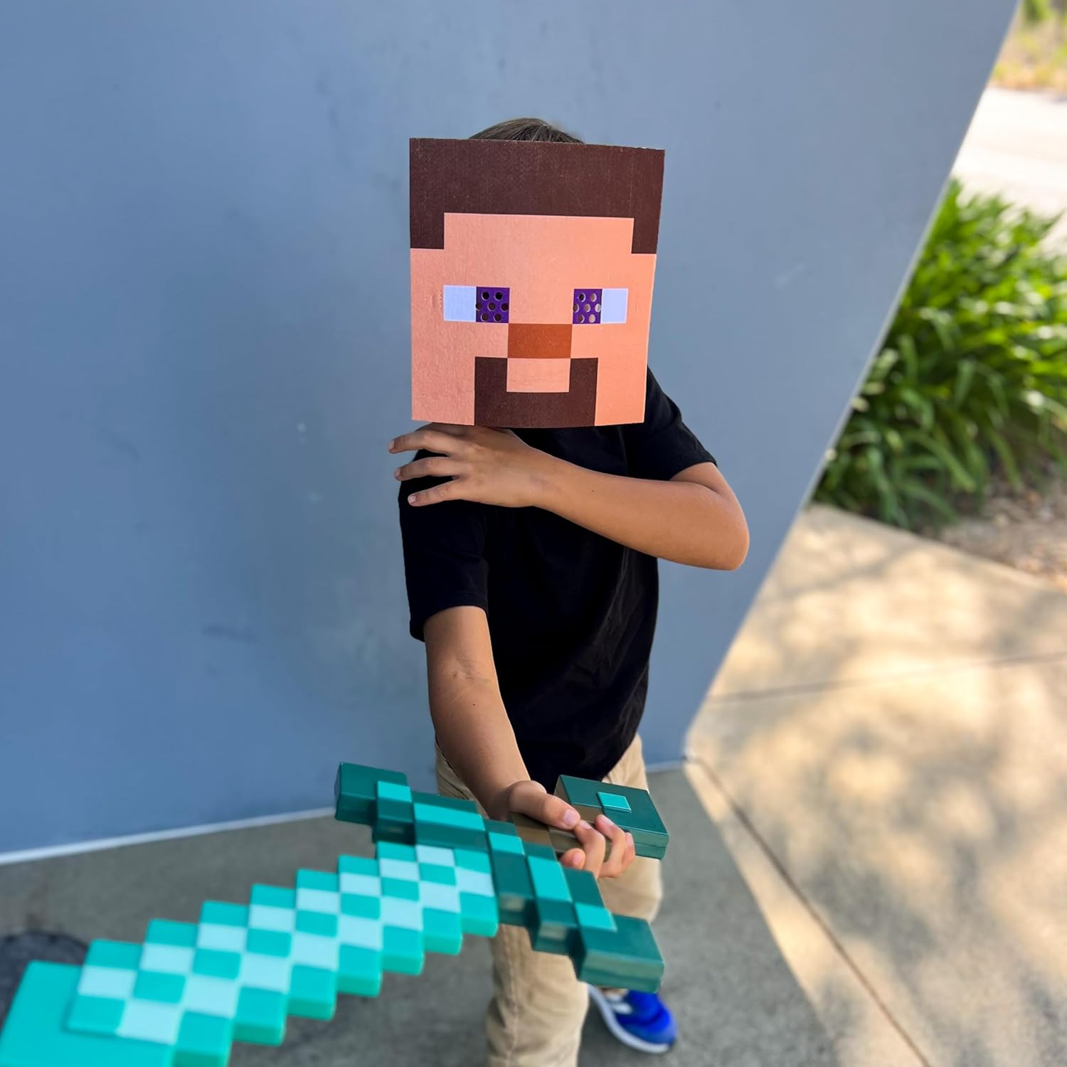 Minecraft Diamond Sword & Mask Set
