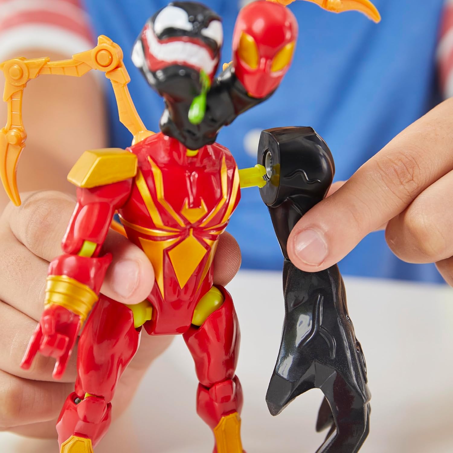 Avengers Mixmashers Iron Spider Deluxe Figure