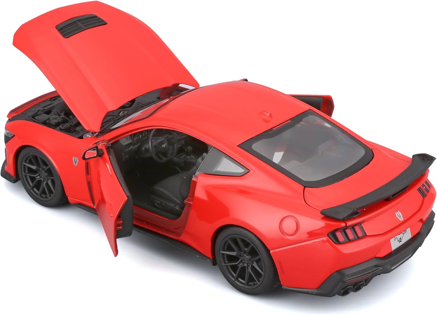 Maisto 2024 Ford Mustang Dark Horse 1:24 Scale Mod