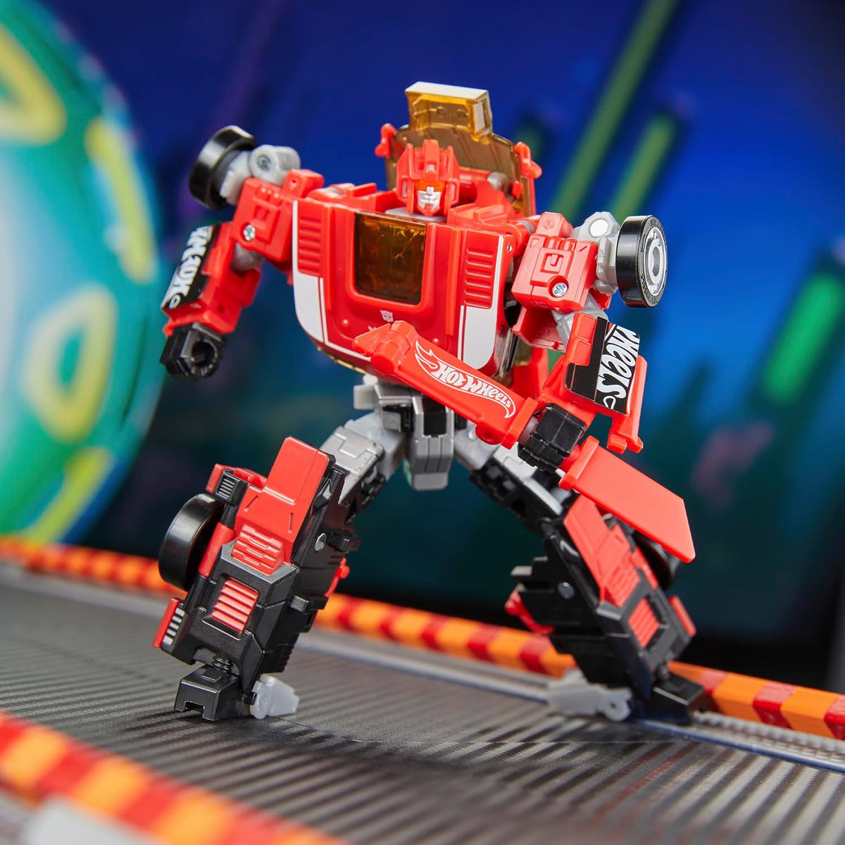 Transformers x Hotwheels GT Scorcher Action Figure