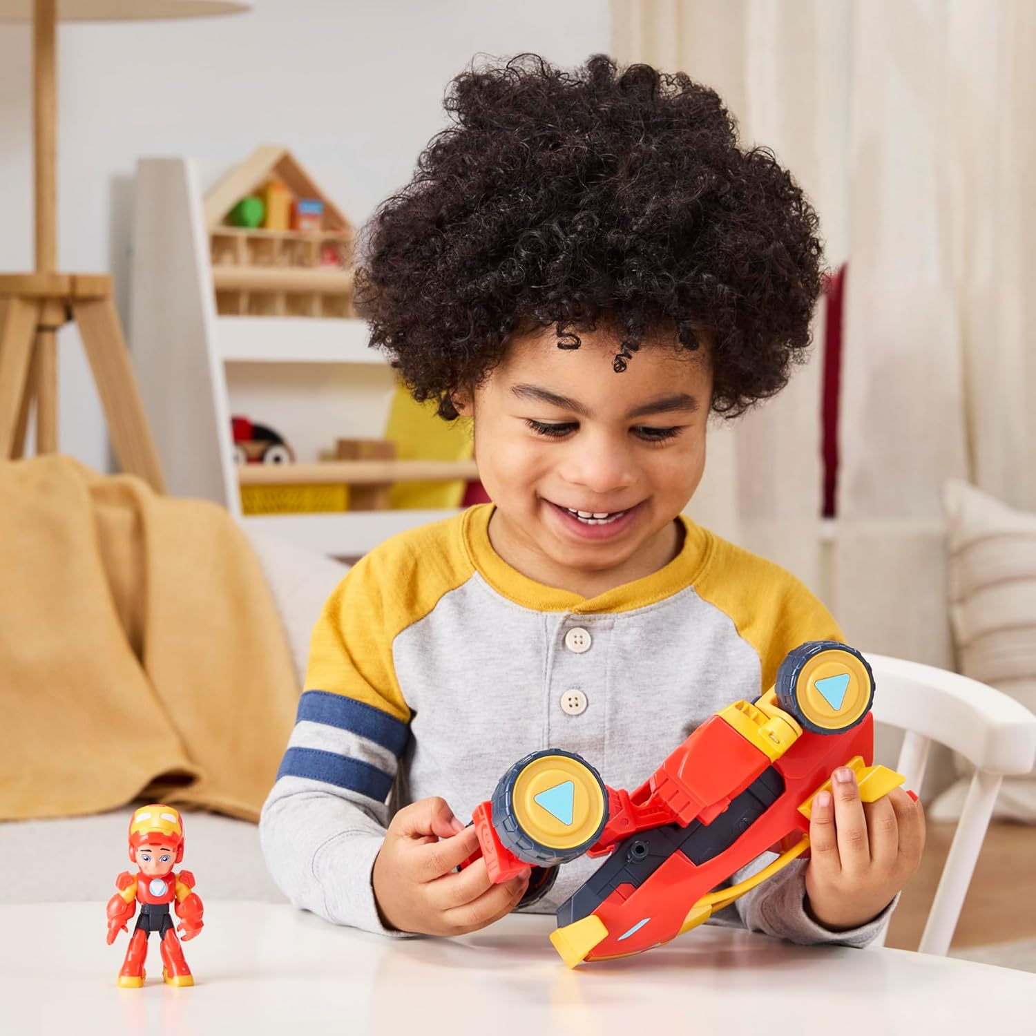 Iron Man and his Awesome Friends Figure & Vehicle 2-In-1 Mech Suit Iron Man Pack