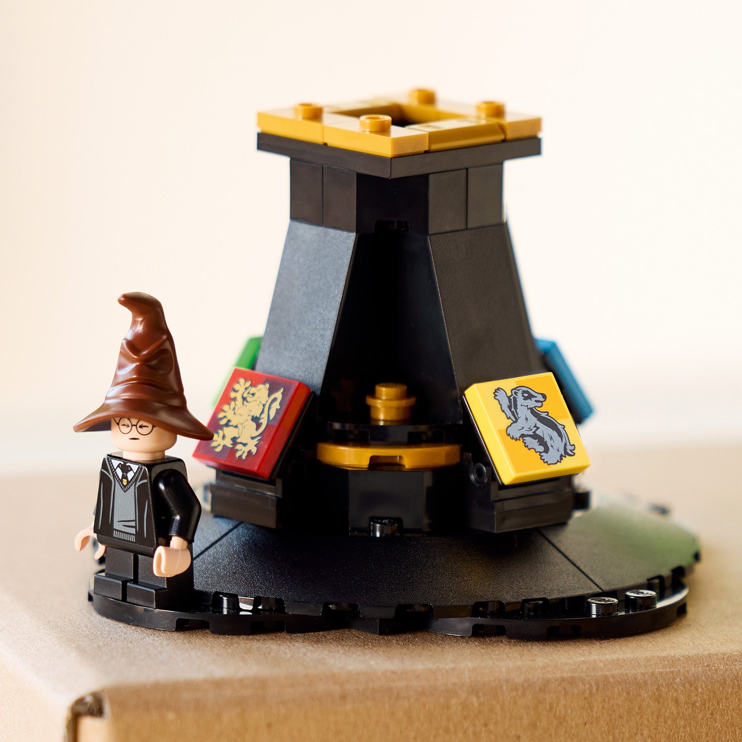 Lego 76429 Talking Sorting Hat
