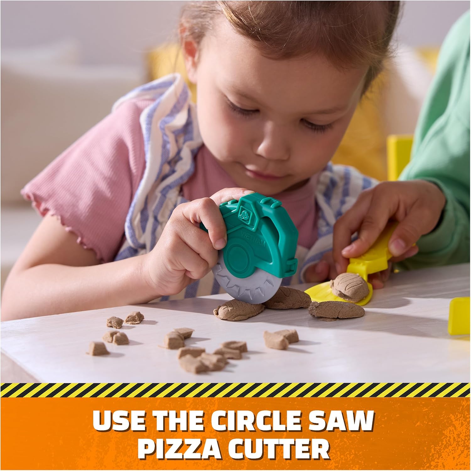 Rubble & Crew Growlin Grub Food Truck Play Set