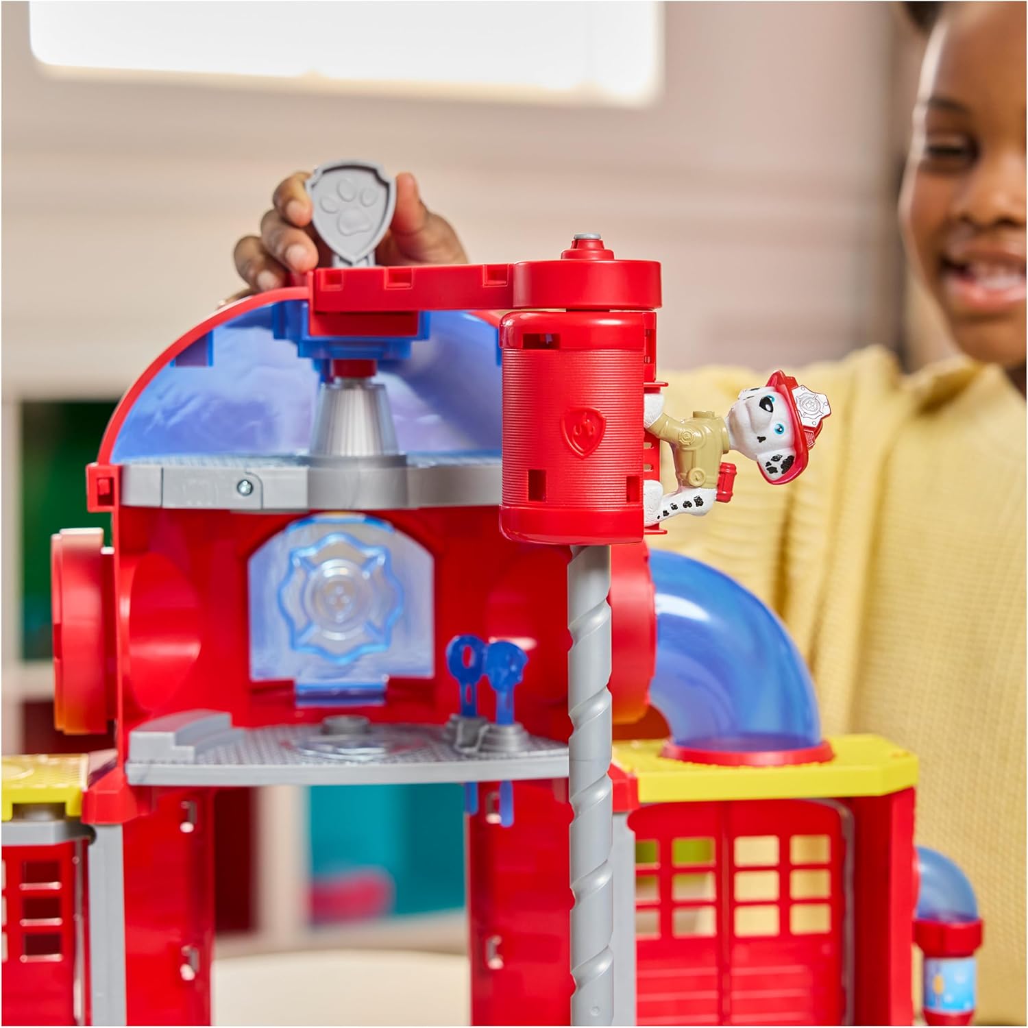 PAW Patrol Fire Rescue Command Center with Marshall Figure