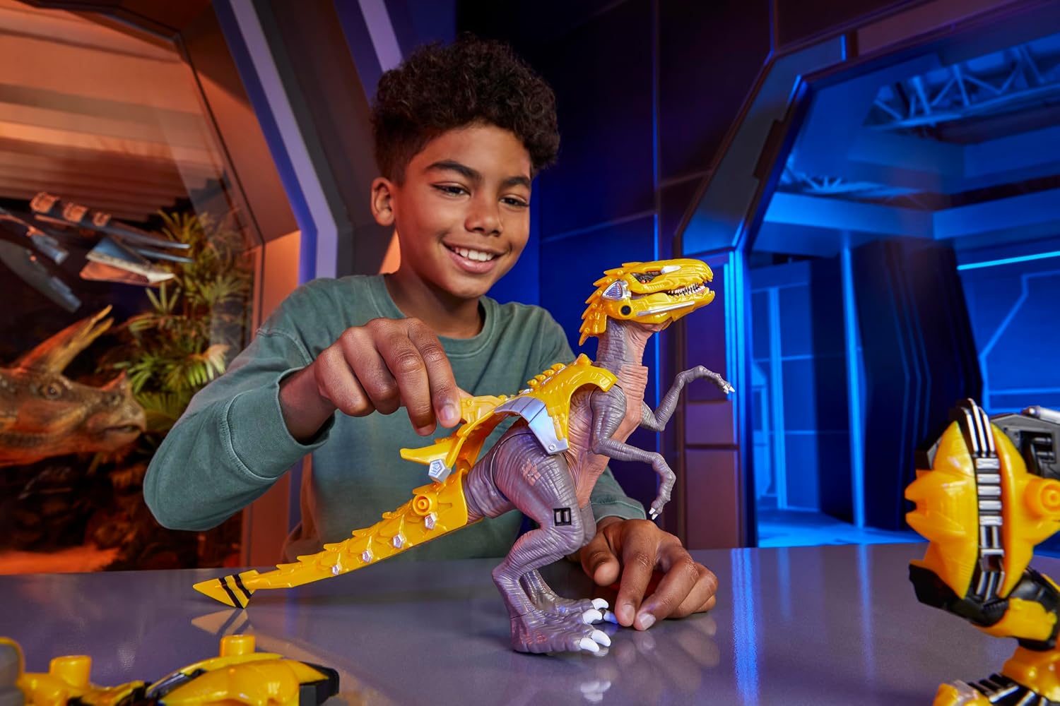 Armorsaurs Blaze Armour-Up Dinosaur