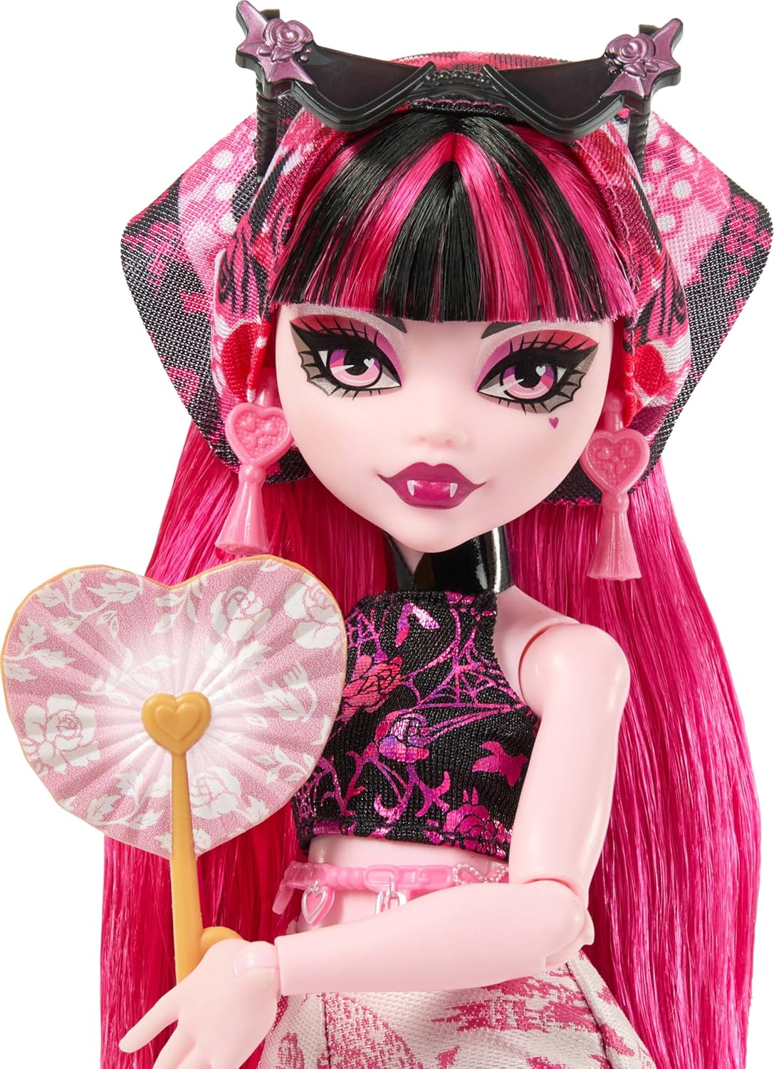 Monster High Skultimate Secrets Draculaura Oasis Fashion Doll