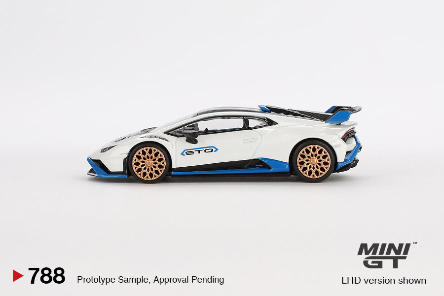 Mini GT Lamborghini Huracan STO Bianco Asopo 1:64 Die Cast