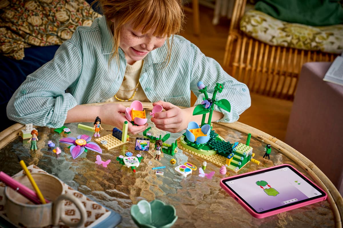 Lego 42702 Spinning Flower & Fairy