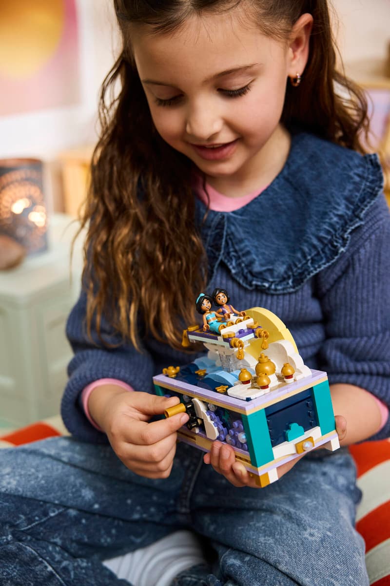 Lego 43295 Jasmines Jewellery Box